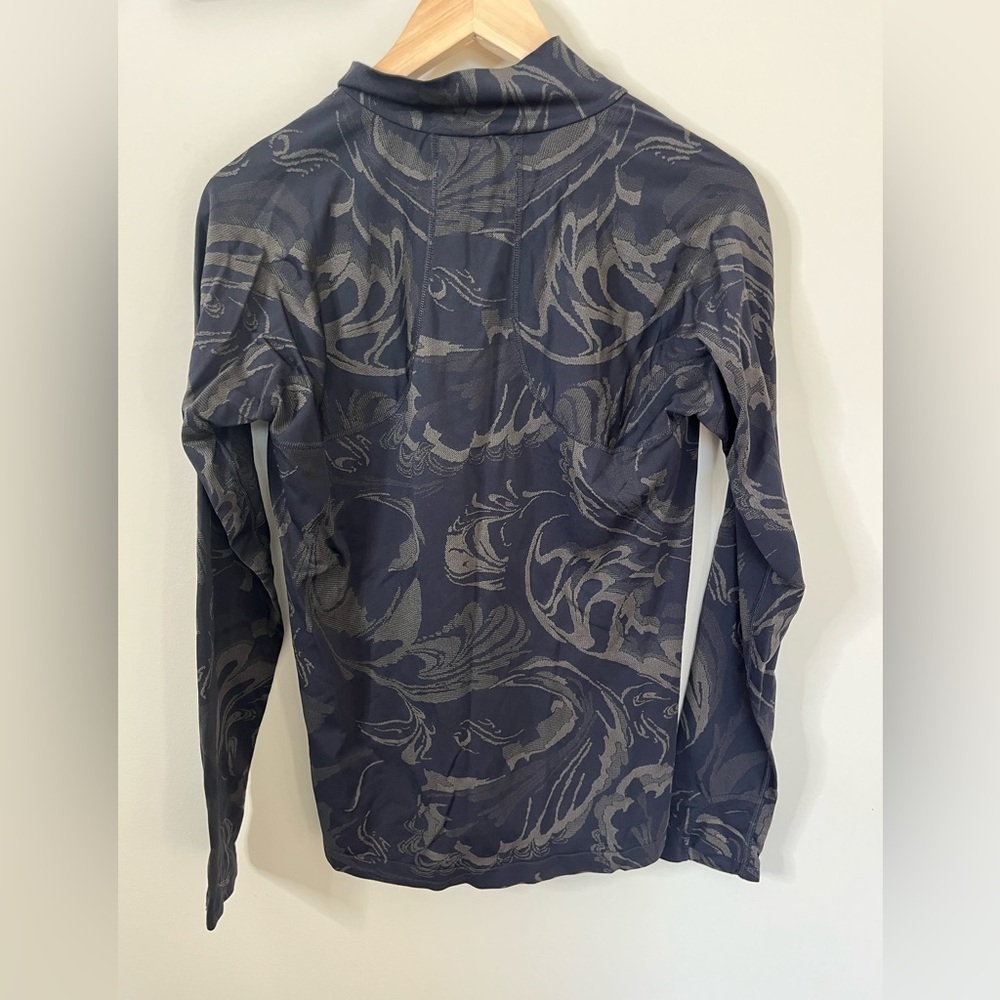 Athleta Momentum Seamless Half Zip Black Paisley Size Large - Picture 2 of 7